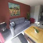 Privee Les Apartamento La Rivière-Saint-Sauveur